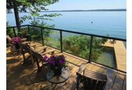 Mid Level Waterfront Deck of the Lake Simcoe Kempenfelt Bay Cottage For Rent